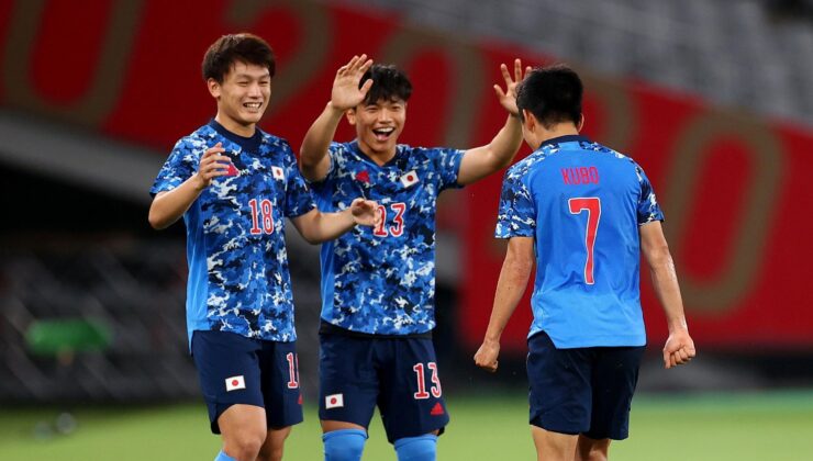 ev sahibi japonya, güney afrikayı tek golle geçti