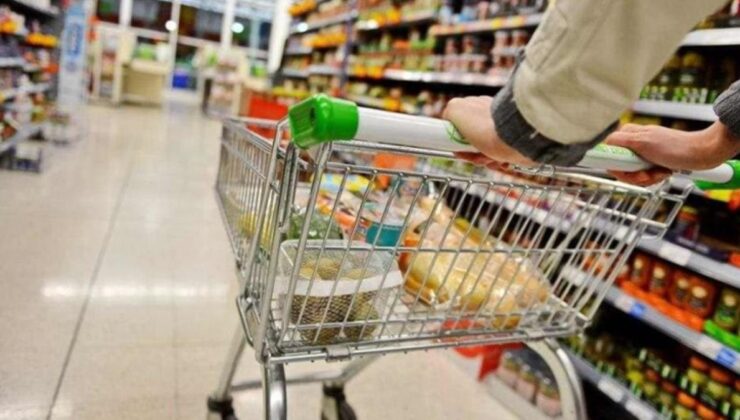 Ekonomistler ağustos ayında enflasyonun yüzde 0,72 artmasını bekliyor