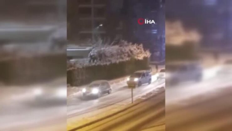 bursa’da yoğun kar yağışı nedeniyle yollar buz pistine döndü, araçlar yolda kaldı