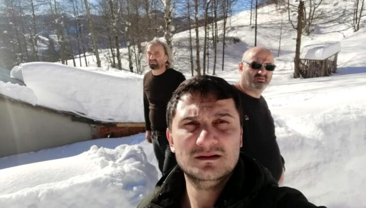 karda mahsur kalanların imdadına belediye ekipleri yetişti