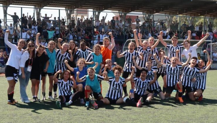 Altay Kadın Futbol Takımı, Süper Lig’de kaldı