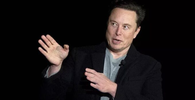 Elon Musk, Twitter anlaşmasının ardından yaklaşık 8,5 milyar dolarlık Tesla hissesi sattı
